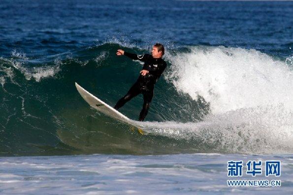 赤水市向离退休老干部通报2023年度全市经济社会发展和党建情况
