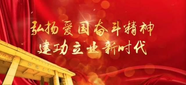 戴耳机 莫超时