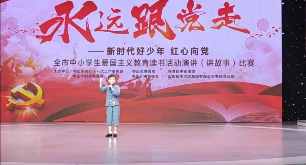 赌王外孙女办珠宝展,一条手链价值上亿,何超琼带干女儿现身捧场