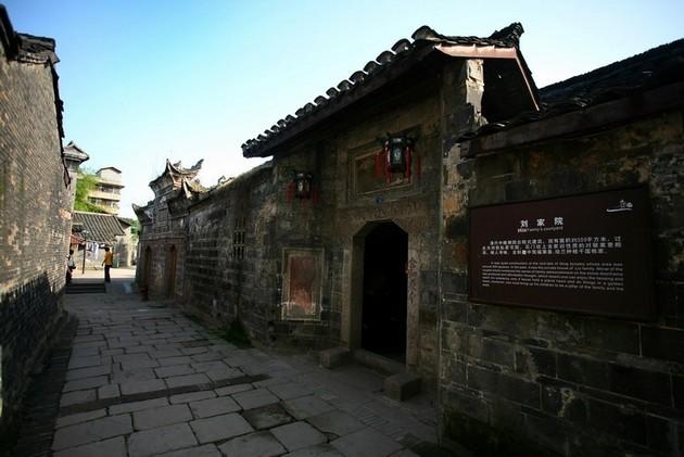 小锯鳄卡丁车竞赛
